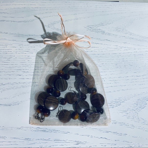 Brown glass necklace - Picture 5 of 5